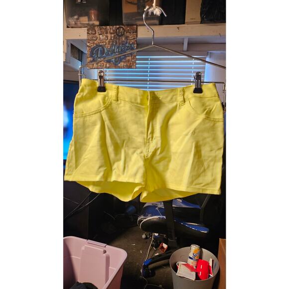 Divided Yellow Shorts - Picture 2 of 3